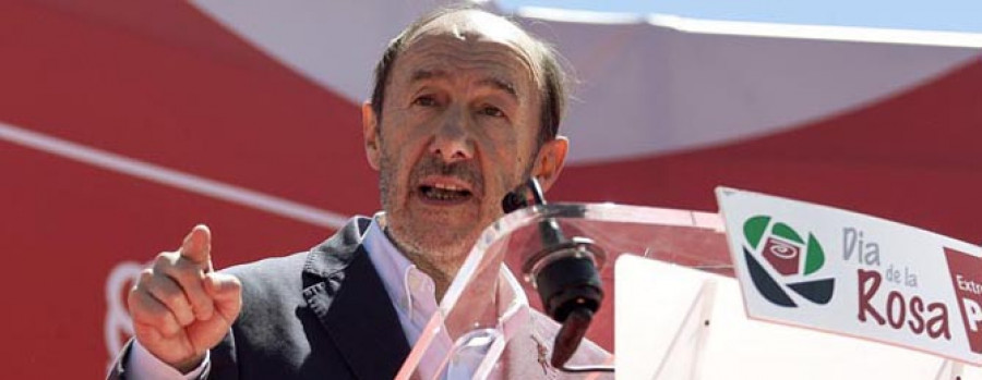 Rubalcaba culpa a Rajoy del desastre del paro y le pide que olvide la “herencia”