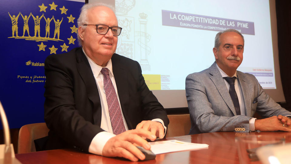 Las cámaras y el Ministerio de Industria instan a las pymes 
a acelerar su digitalización