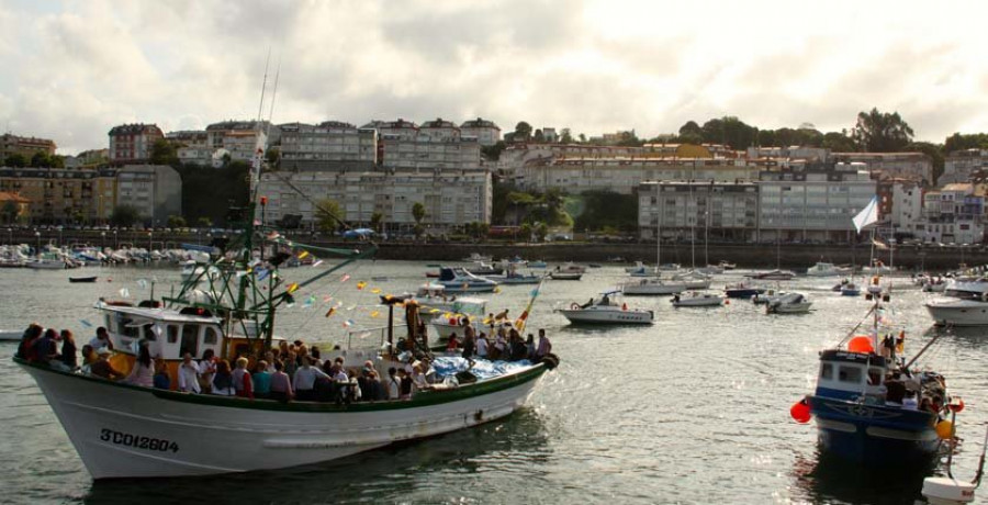 Sada apuesta por la tradición para celebrar con los marineros las Fiestas del Carmen