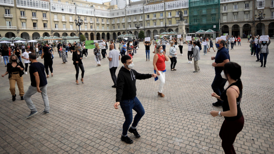 Las escuelas de danza piden poder “bailar pegados” con normalidad