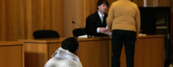 Piden nueve años para un detenido con mil bellotas de hachís en el coche