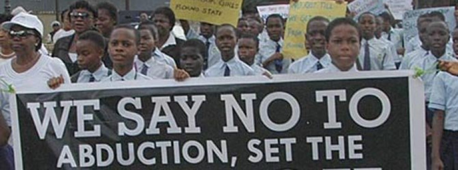 Nigeria investigará si el Ejército ignoró las advertencias sobre  el secuestro de las 200 niñas
