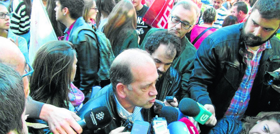 Ferraz no descarta hacer cambios en la gestora de los socialistas gallegos