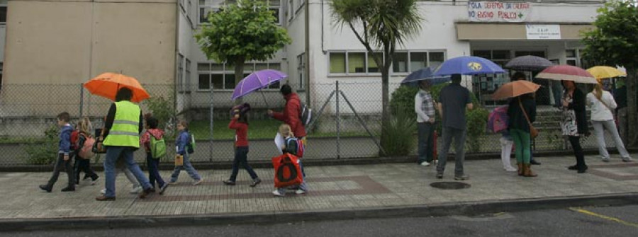 BETANZOS-La comunidad educativa apremia a la Xunta a cumplir los plazos del colegio