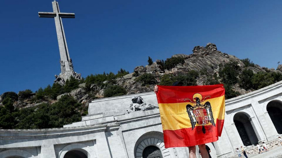 El Gobierno trató de negociar la exhumación con los Franco hasta el último momento