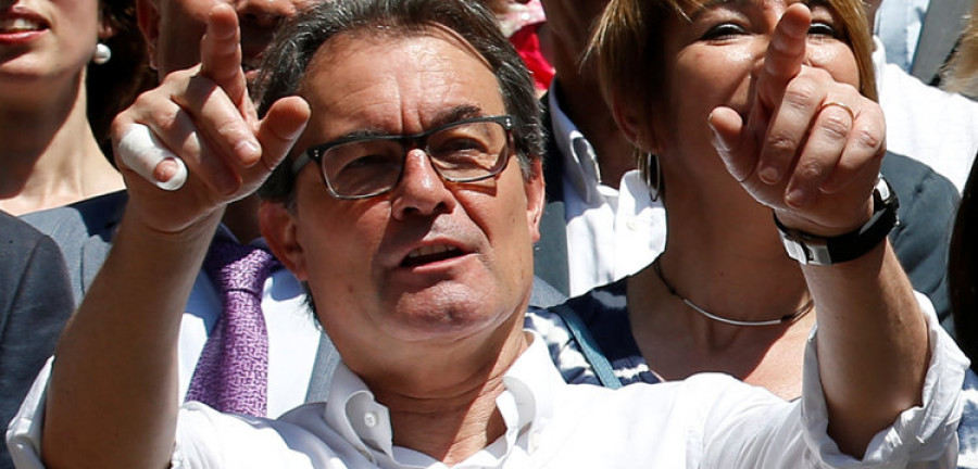 Artur Mas gastó 646.000 euros en viajes al extranjero entre 2012 y 2015