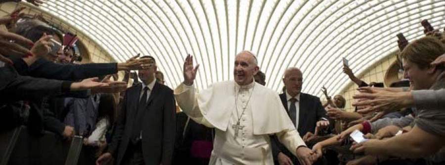 El papa denuncia a las empresas que despiden a las mujeres embarazadas