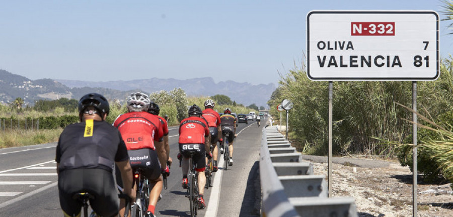 Un conductor drogado acaba con la vida de otro ciclista en Valencia, el quinto del fin de semana