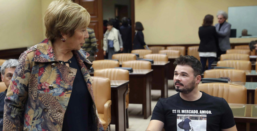 Rufián se enfrenta con Villalobos en la comisión sobre los fondos del PP