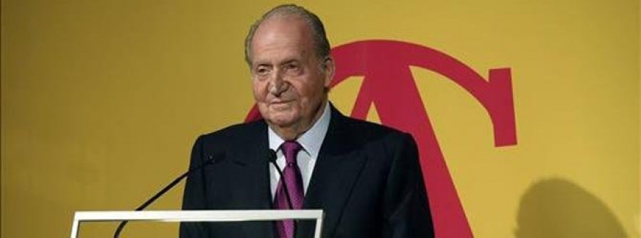 Don Juan Carlos defiende la fiesta taurina y elogia el arte de los matadores