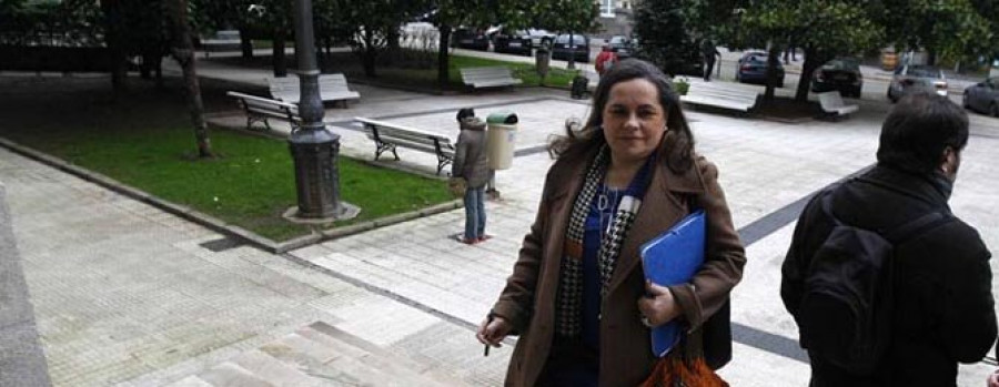 La exalcaldesa renuncia a su acta como diputada tras ser procesada por falsedad