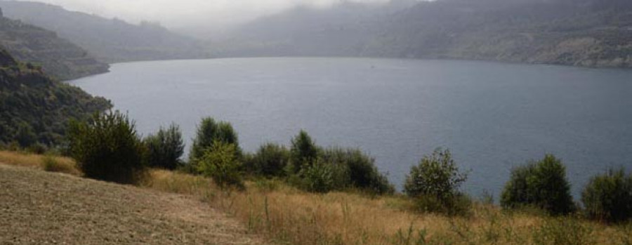 El túnel que unirá el lago de Meirama con Cecebre estará en obras en 2014