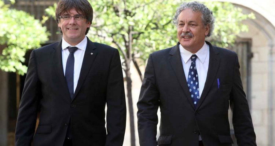 La hacienda catalana completa su despliegue y Puigdemont avisa: “Estamos listos”