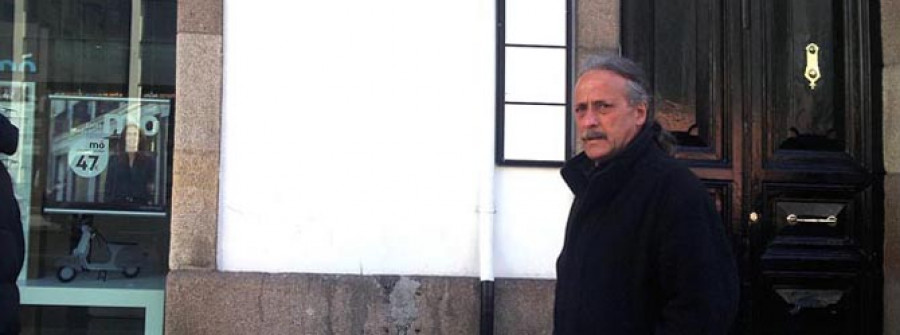 El presunto autor se entregó tras ver que alguien lo seguía y fotografiaba