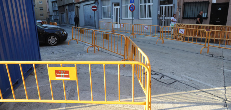 Comienzan las obras de peatonalización de la calle Marola de Monte Alto a pesar del rechazo vecinal