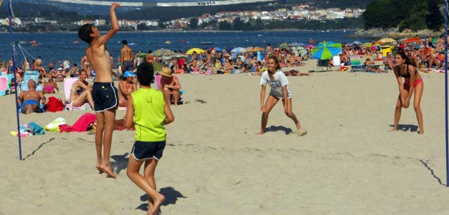 Bergondo aspira a poder izar la bandera azul en el arenal de Gandarío el verano de 2018