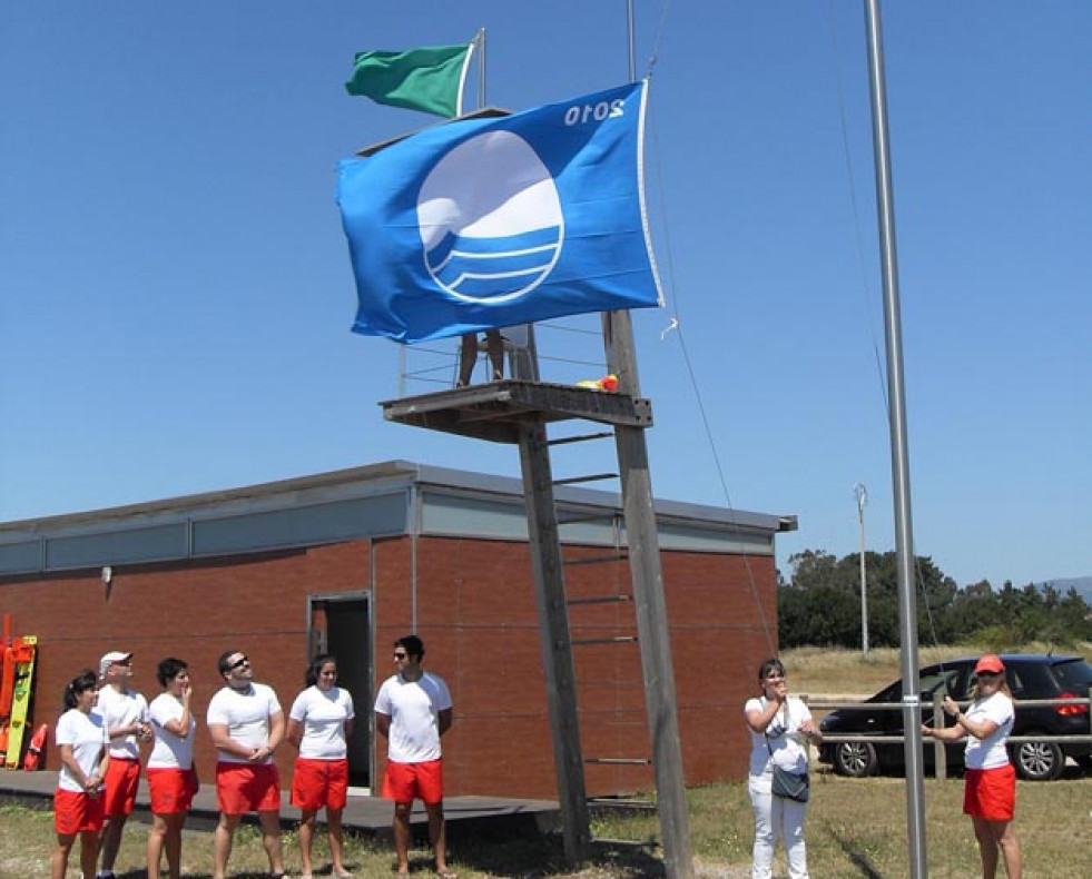 Galicia mantiene el liderazgo en banderas azules al obtener el distintivo para 128 playas