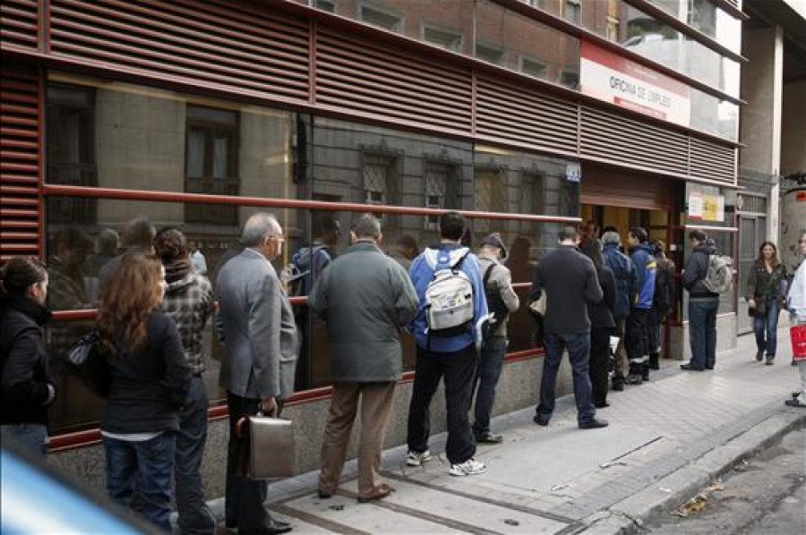 Los trabajadores afectados por un ERE aumentaron el 33 por ciento en junio