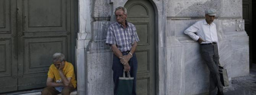 Grecia se prepara para la apertura de los bancos y el estreno del nuevo Gobierno