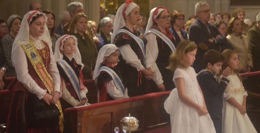 La Colegiata acoge la bendición solemne del Corpus Christi