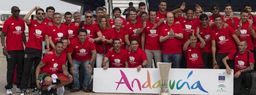 Sevilla recibió a sus ‘héroes’
