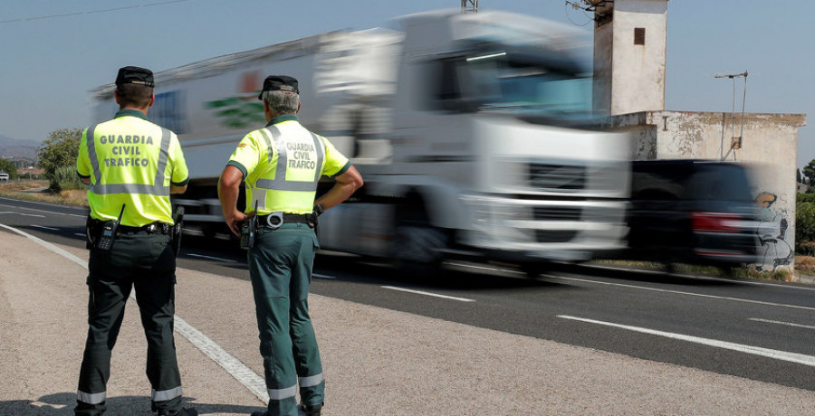 Denunciado un transportista en Bergondo por llevar un aparato que evita el control de gases