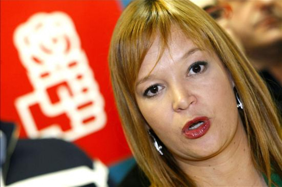 Pajín abandona temporalmente la política para dedicarse a la cooperación
