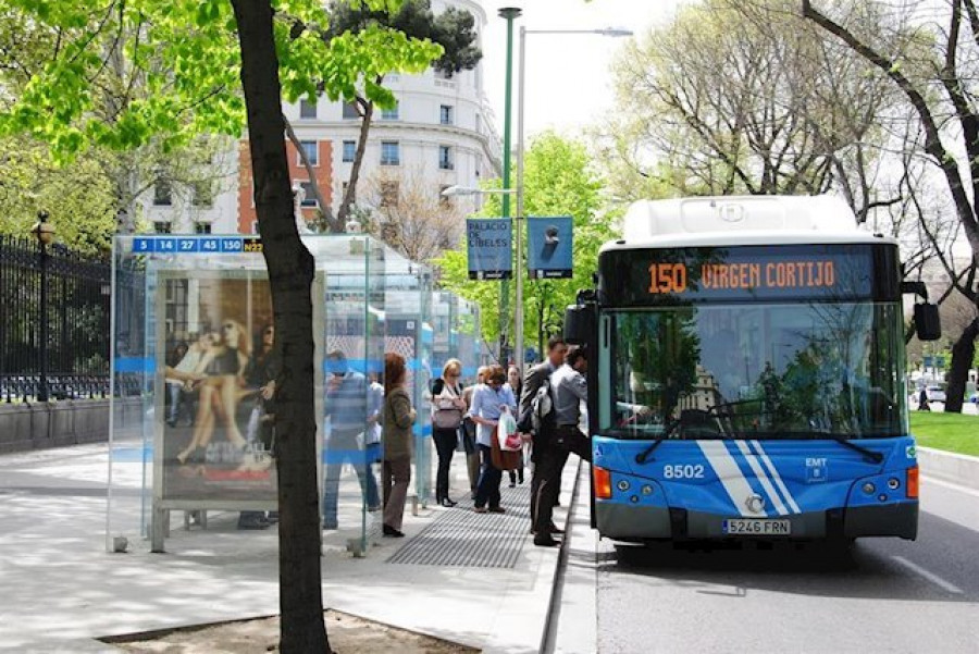 Agresión racista a una mujer en el interior de un autobús