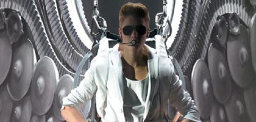 El abuelo de Justin Bieber denuncia que vive en la miseria y a su nieto le da igual
