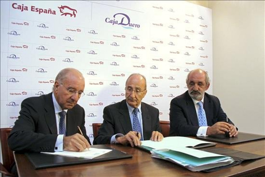 El juez archiva la causa contra la cúpula de Caja Duero y de Caja España por las preferentes