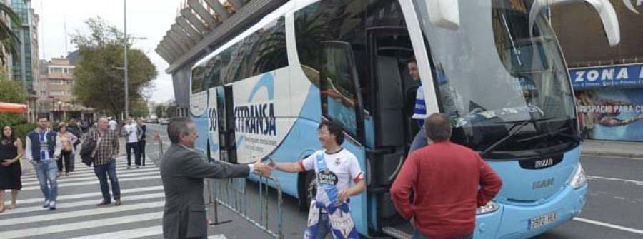 Destino Riazor trasladará mañana a 300 aficionados