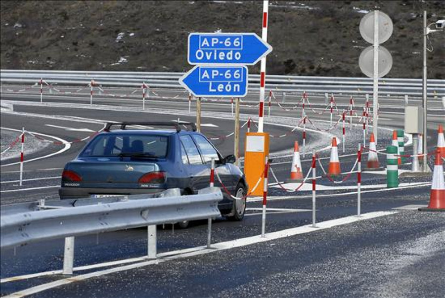 Fomento trabaja en un modelo para que las autopistas puedan atender su deuda