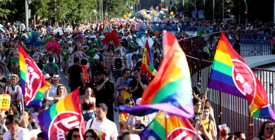 El Orgullo pide proteger a los menores trans y un Pacto de Estado frente al VIH