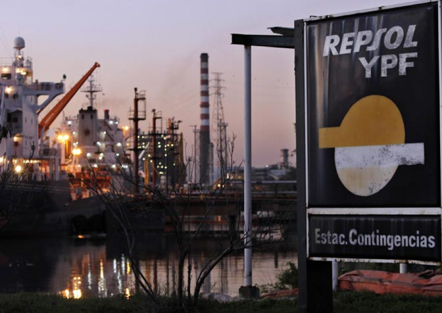 Repsol e YPF firman la paz con un pacto político que abre las negociaciones