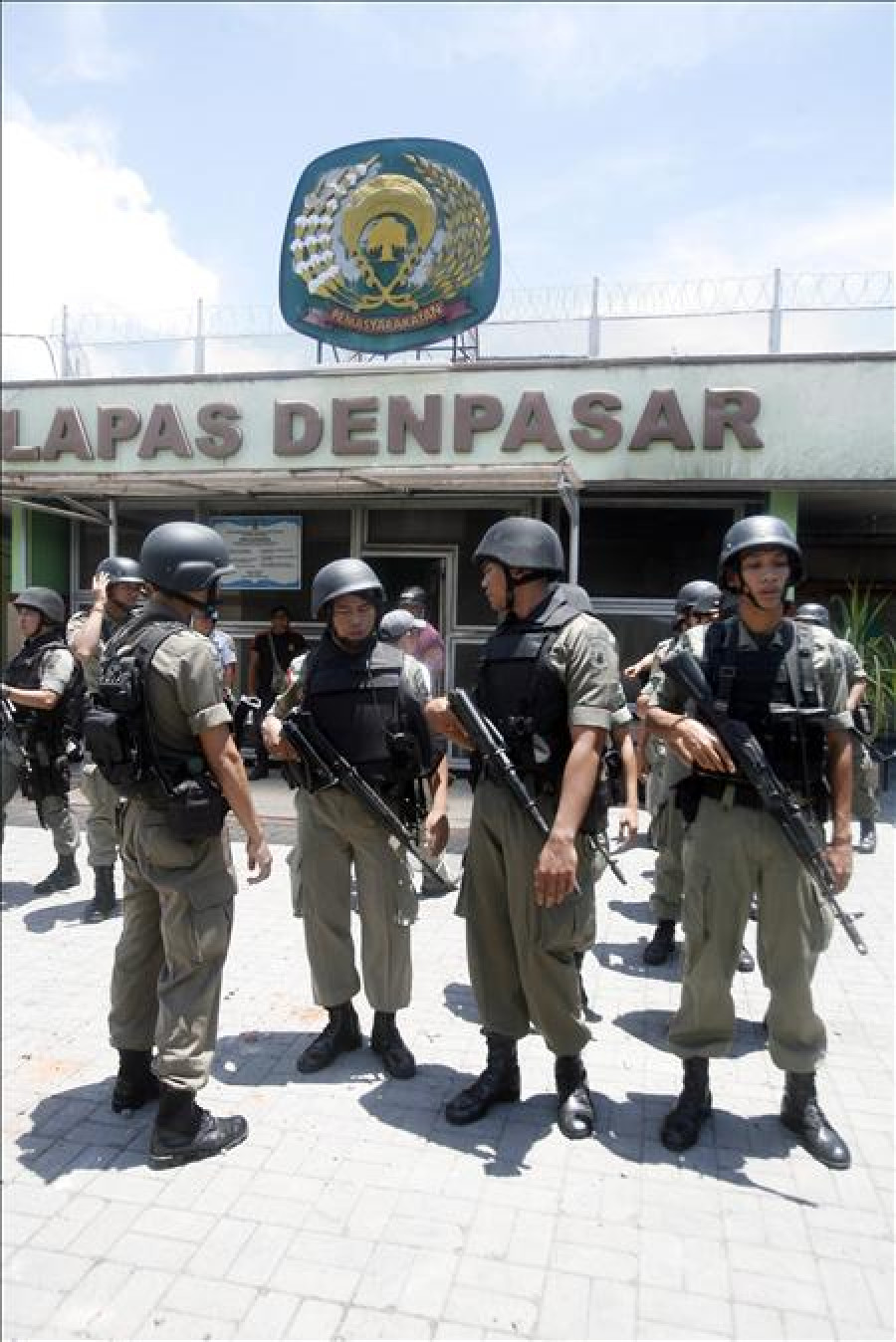 La policía mata a cinco supuestos terroristas en la isla indonesia de Bali