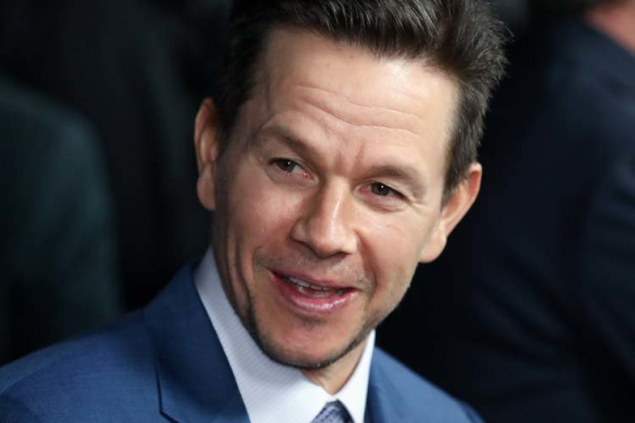 Mark Wahlberg intenta zanjar una polémica sobre desigualdad salarial