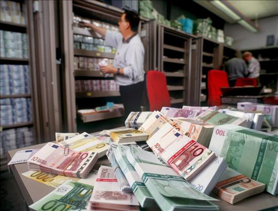 Hacienda embarga 542 cajas de seguridad para cobrar deudas por 319 millones