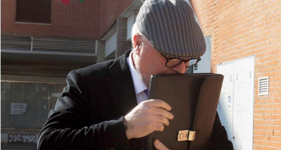Detienen al excomisario Villarejo por cohecho, blanqueo e inmigración ilegal