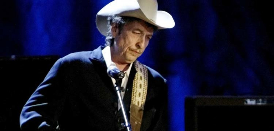 Bob Dylan acepta el Nobel de Literatura pero no confirma si asistirá a la entrega