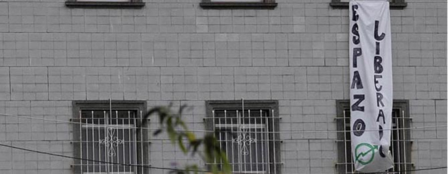 La ciudad registra una media de veinte viviendas ocupadas de forma ilegal