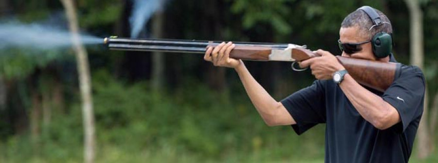 La Casa Blanca divulga una foto de Obama practicando el tiro al plato