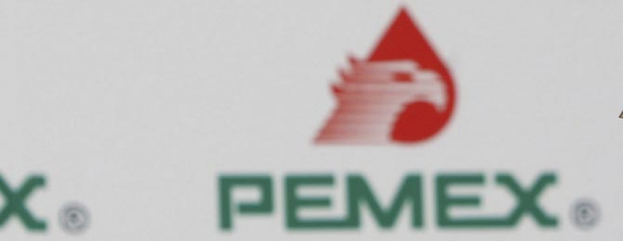 Un nuevo directivo de Pemex niega el contrato de los floteles  y anuncia una licitación pública