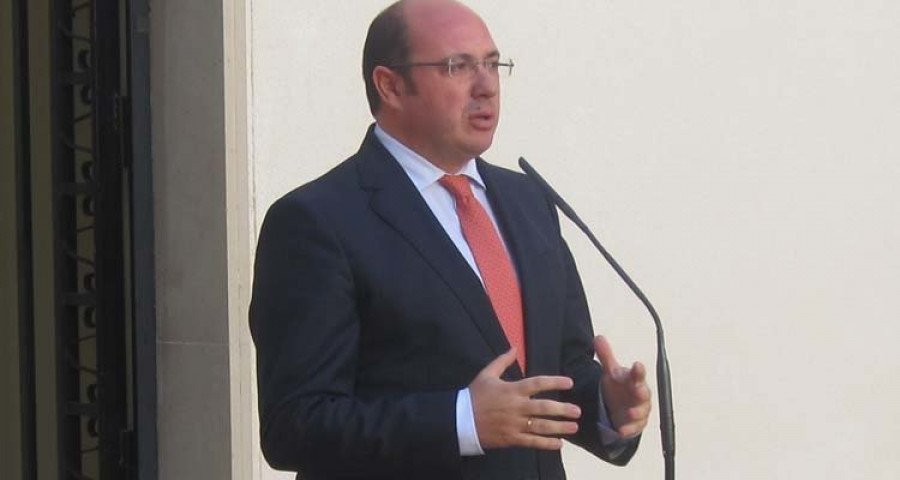 Maza consultó a seis fiscales jefe sobre el caso del presidente de Murcia