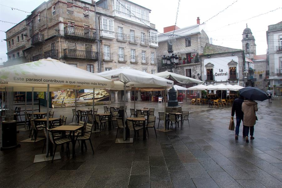 Galicia "inicia la desescalada" el viernes, pero restringe la movilidad con Portugal durante el puente