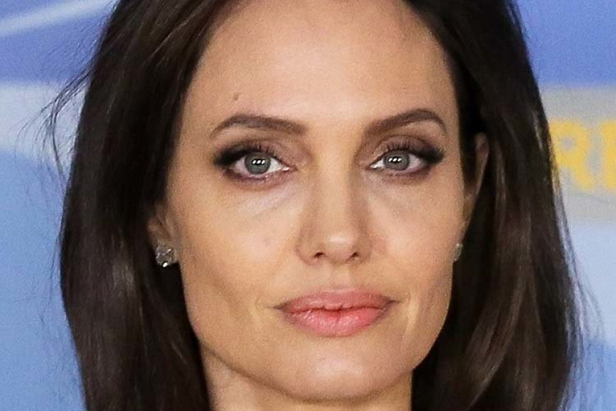 Angelina Jolie se alía con la 
OTAN contra la violencia sexual