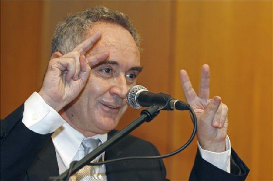 Adrià asegura que "la Fundación elBulli será una 'wikipedia' profesional de alta cocina"