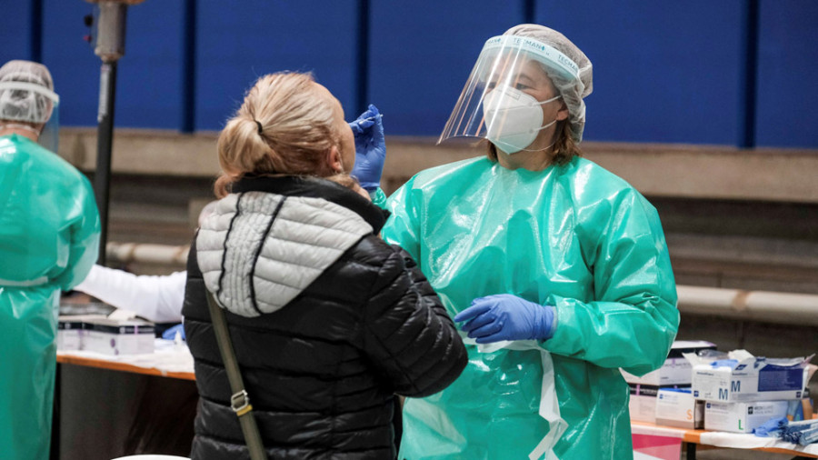 Más de 27.000 personas superaron el Covid en el área sanitaria coruñesa