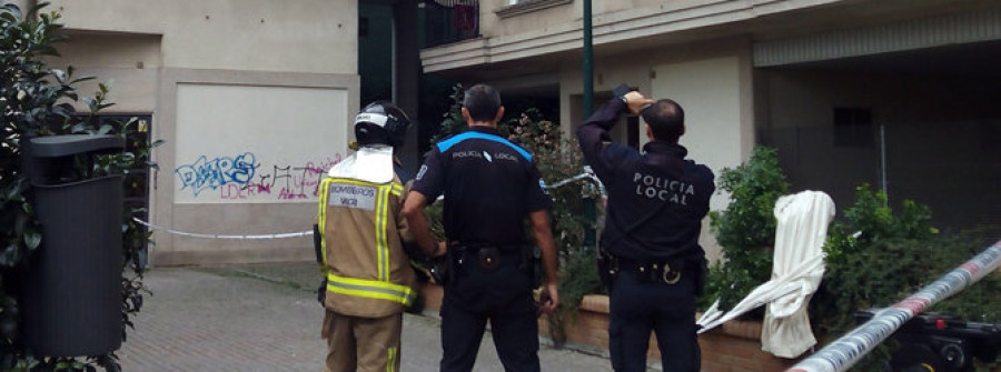 Una explosión en Vigo causa heridas a un padre y a su bebé  y numerosos daños materiales