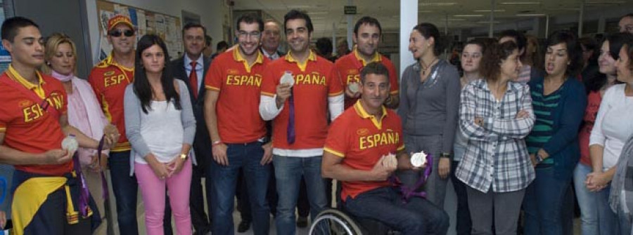 Una delegación del equipo paralímpico visitó ayer las instalaciones de Gadisa