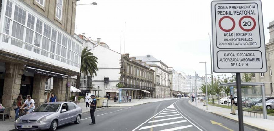 El 092 despliega un radar en La Marina para atajar los excesos de velocidad